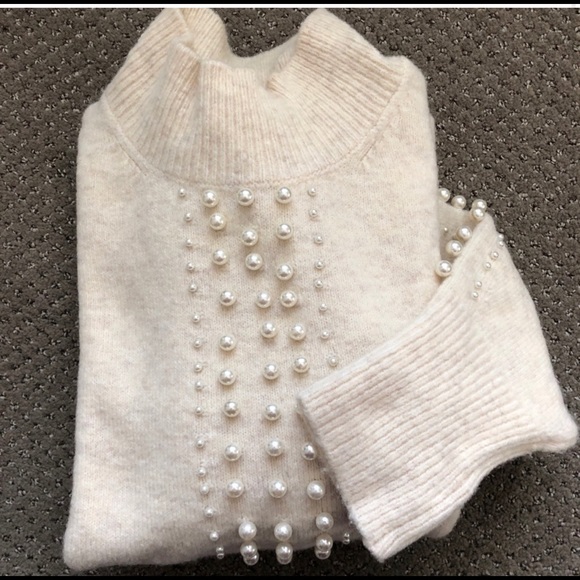 HM Faux Pearl Embellished Sweater Sz Small - Picture 2 of 2